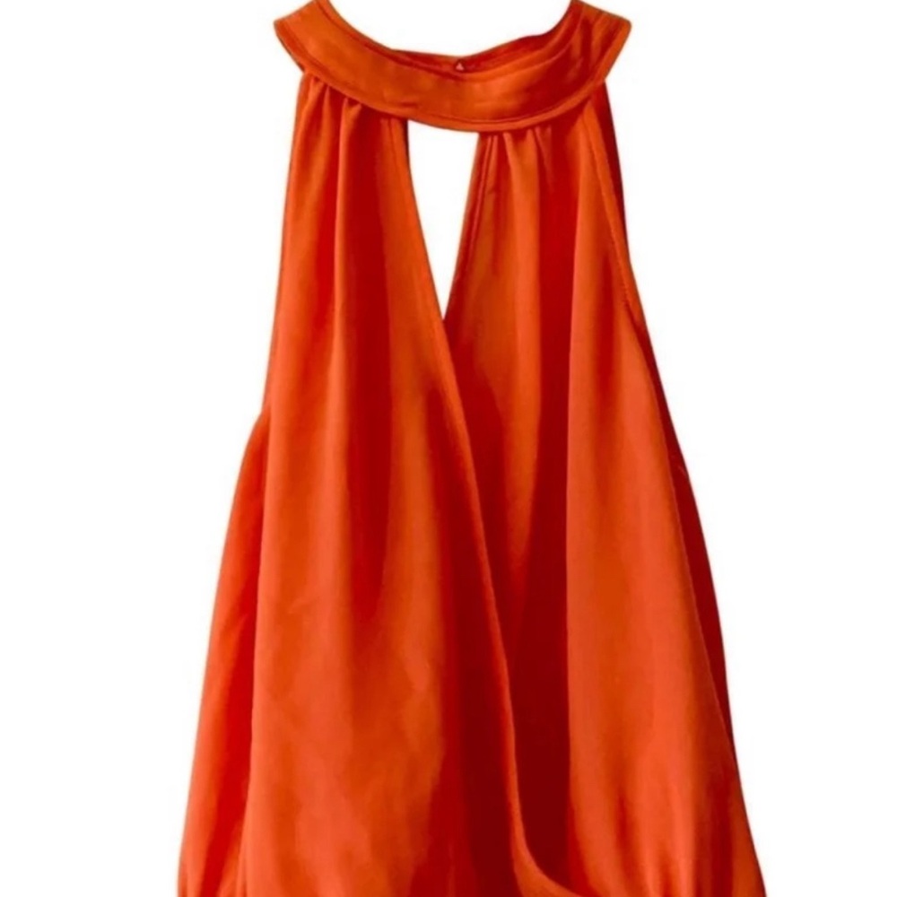 Bebe sleeveless blouse XS
